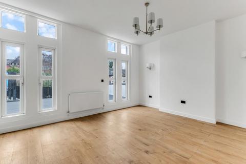 1 bedroom flat to rent, Archway Road, Highgate, N6