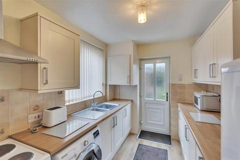 3 bedroom semi-detached house for sale, Maes Y Waun, Chirk, Wrexham