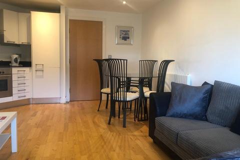 2 bedroom flat to rent, Mackenzie House, Chadwick Street, Leeds