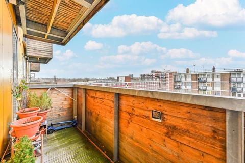 1 bedroom flat for sale, Wenlock Street, Islington, London, N1