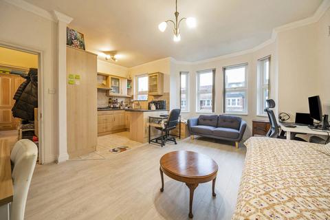 1 bedroom flat for sale, Creffield Road, Ealing Common, London, W5