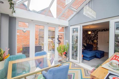 34 Catterick Way, Hamilton, Leicester, LE5 1ER