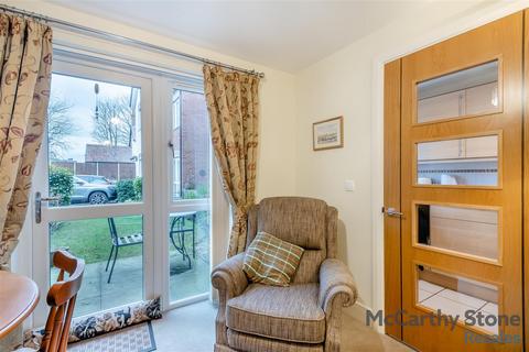 1 bedroom apartment for sale, Edwards Court, Queens Road, Attleborough, Norfolk, NR17 2GA