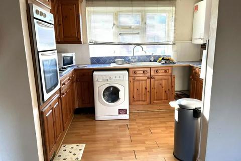 1 bedroom flat for sale, Hanover Way, Windsor, Berkshire, SL4 5NN