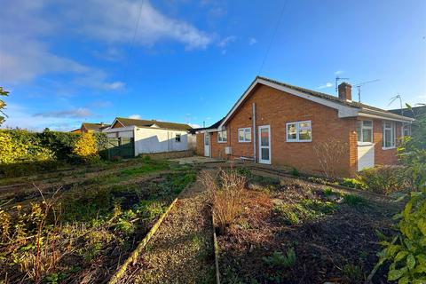 2 bedroom semi-detached bungalow for sale, Hungerford Road, Calne