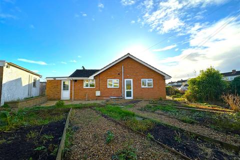 2 bedroom semi-detached bungalow for sale, Hungerford Road, Calne