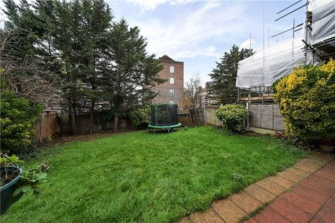 5 bedroom semi-detached house for sale, Woodberry Grove, London