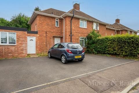 5 bedroom semi-detached house to rent, Mottram Close, Norwich, NR5