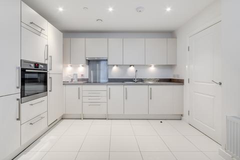 2 bedroom flat for sale, Bessemer Place, London