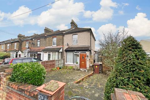 2 bedroom semi-detached house for sale, 124 South Road, Essex, RM15 6DA