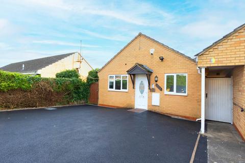 3 bedroom bungalow to rent, 37 Cornfield Way, Ashton Under Hill, Evesham