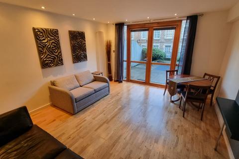 1 bedroom flat to rent, Gardners Crescent, Fountainbridge, Edinburgh, EH3