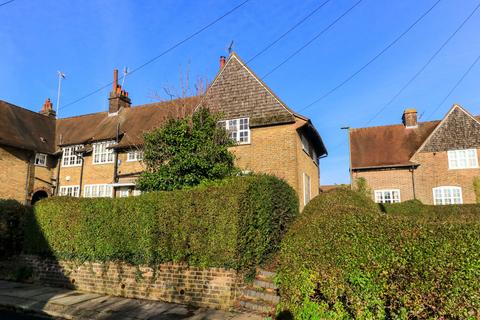 2 bedroom semi-detached house for sale, Asmuns Place, London NW11