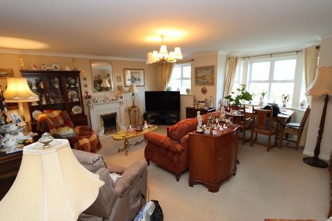 2 bedroom flat for sale, Deneside Court, Whitley Lodge, Whitley Bay, NE26 3BL