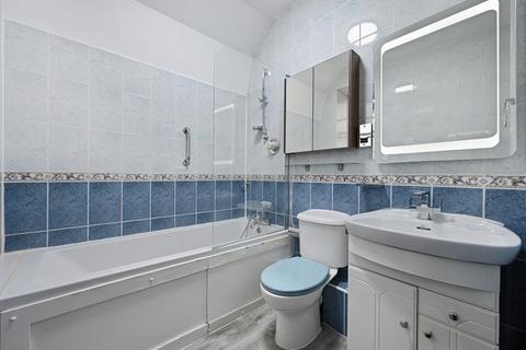 2 bedroom flat for sale, London NW8