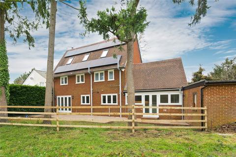 5 bedroom detached house to rent, Hare Lane, Claygate, Esher, Surrey, KT10