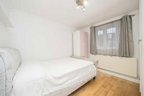 2 bedroom flat for sale, Arlington Road, London W13