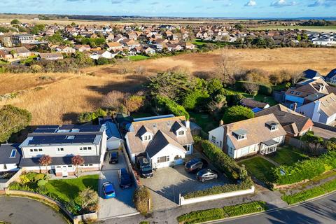 4 bedroom detached house for sale, Island View Close, Milford on Sea, Lymington, SO41