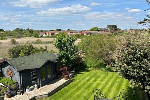 4 bedroom detached house for sale, Island View Close, Milford on Sea, Lymington, SO41