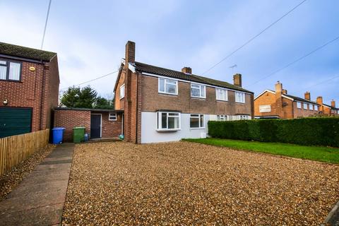 3 bedroom semi-detached house to rent, Highfields, Bentley. IP9 2BP