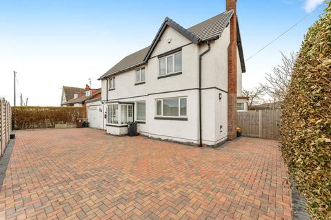 3 bedroom detached house for sale, Marine Road, Abergele LL22