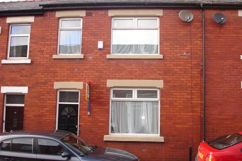 3 bedroom terraced house to rent, Lawrence Street, Preston PR2