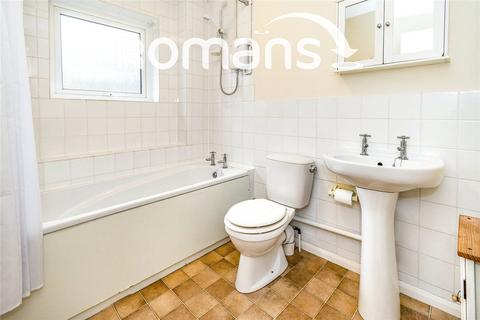 25 Lowden Close, Badger Farm, Winchester, SO22 4EW
