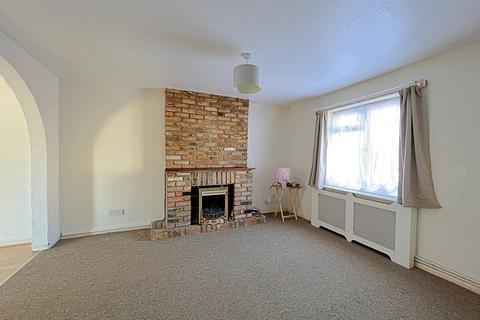 2 bedroom terraced house to rent, Sheering Court, Rayleigh, Essex