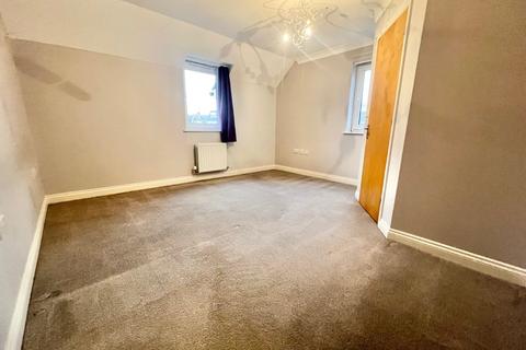 2 bedroom flat to rent, Marion House, Park Gate SO31