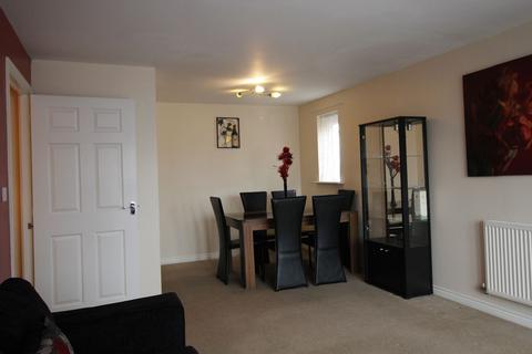 2 bedroom apartment for sale, Capstan Drive, Rainham RM13