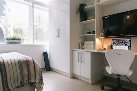 undefined, Plot College Green, Classic 2 Bed Apartment - Shared Bathroom at Nationwide, 39-43 College Green  BS1