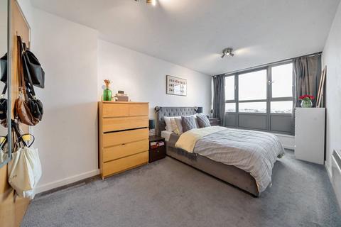 2 bedroom flat for sale, New Park Road, Brixton Hill, London, SW2