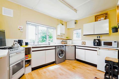 2 bedroom flat for sale, Toltuff Road, Penzance TR18