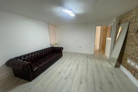 1 bedroom flat to rent, Kenley CR8