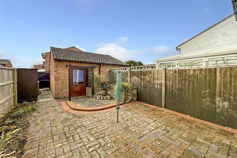 3 bedroom terraced house for sale, Armada Way, Littlehampton, West Sussex