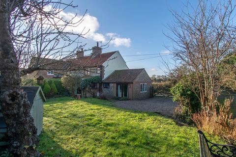 3 bedroom end of terrace house for sale, Hindringham Road, Binham, NR21