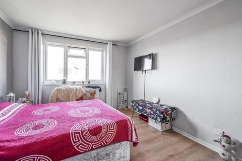 1 bedroom maisonette for sale, Slough,  Berkshire,  SL2