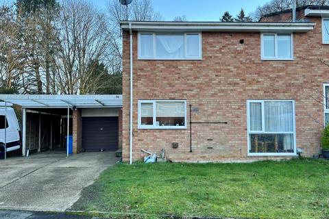 4 bedroom semi-detached house to rent, Ardingly,  Bracknell,  RG12