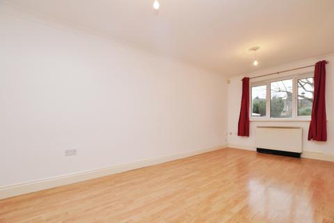 2 bedroom flat to rent, Perrin Place, Old Moulsham