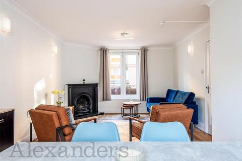 5 bedroom terraced house to rent, Westburn Mews, North Maida Vale, London NW6