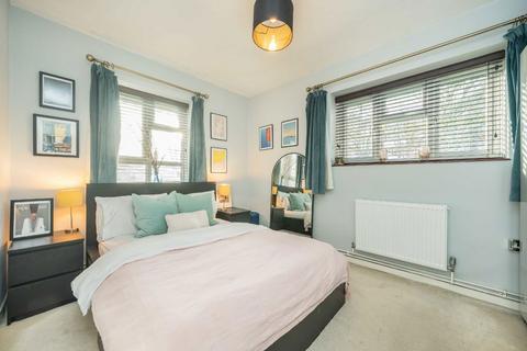 1 bedroom flat for sale, Aldrington Road, London SW16