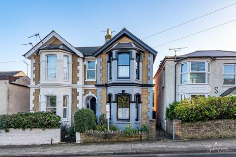 3 bedroom semi-detached house for sale, West Street, Ryde