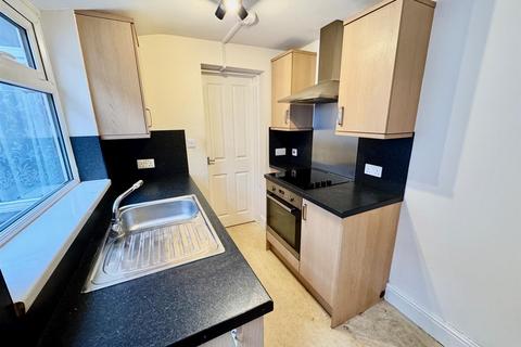 2 bedroom terraced house for sale, Nelson Street, Scarborough