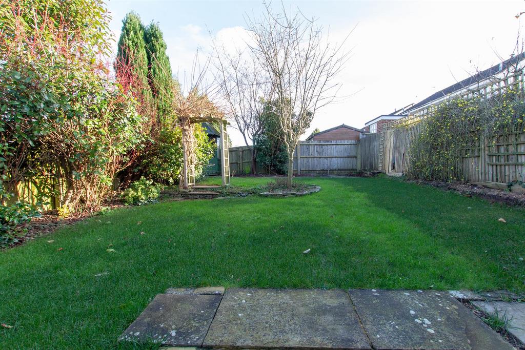 1 Marbles Rd - Rear garden-2.jpg