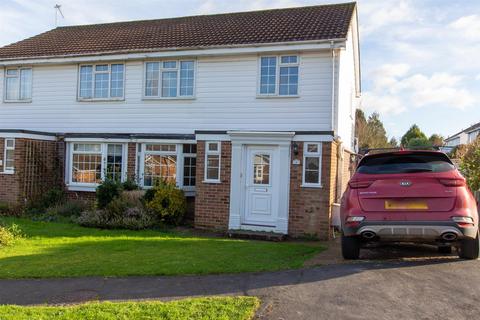 3 bedroom semi-detached house to rent, Marbles Road, Newick