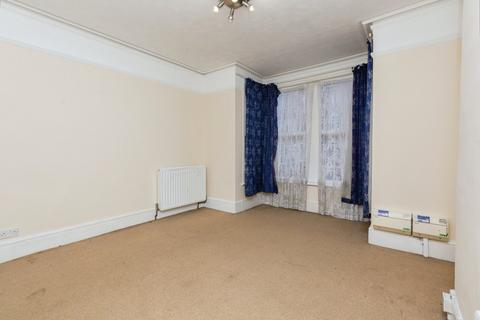 2 bedroom apartment for sale, High Street, Aylesbury HP20