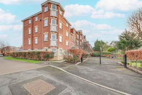 2 bedroom apartment for sale, Carnoustie Close, Southport PR8