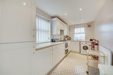 undefined, Carnoustie Close, Southport PR8