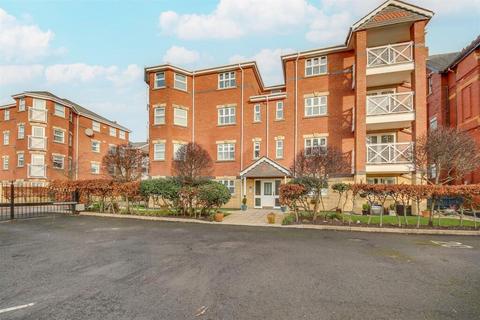 2 bedroom apartment for sale, Carnoustie Close, Southport PR8