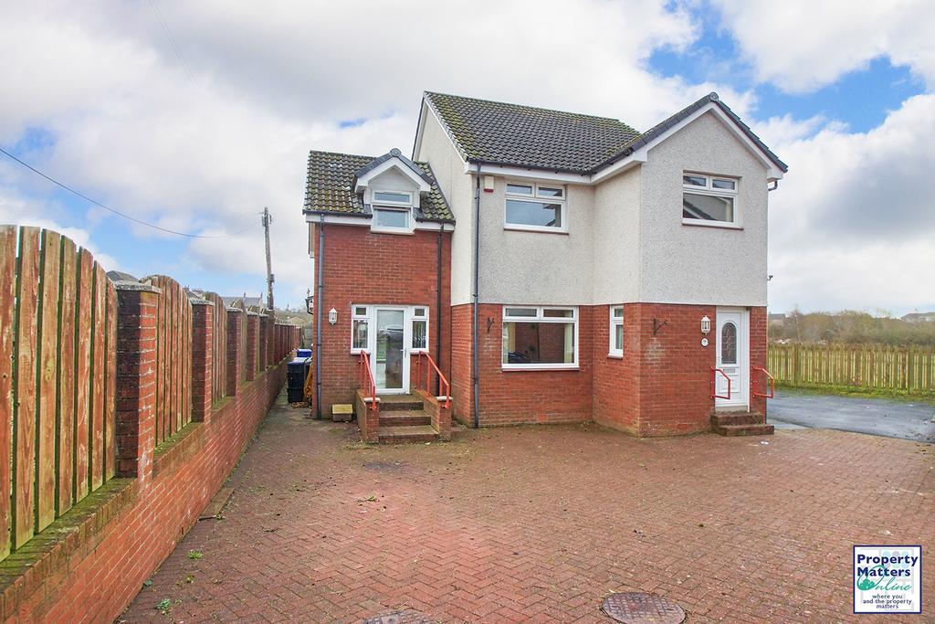 3 bed detached villa for sale